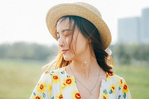 【双调·楚天遥带清江引】原文注释、翻译赏析_古诗大全-散文精选 第1张
