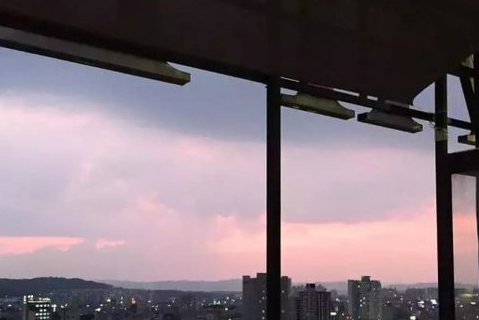 梦里不知身是客， 第1张