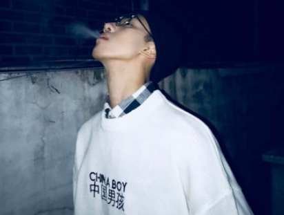 喷水曼陀罗-张抗抗散文精选 第1张