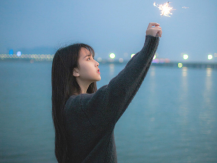素描流年扉语，奈何浮生若梦