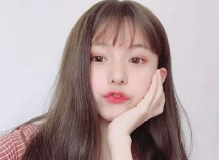 黄四娘家花满蹊，千朵万朵压枝低全诗的意思_上句下句 第1张